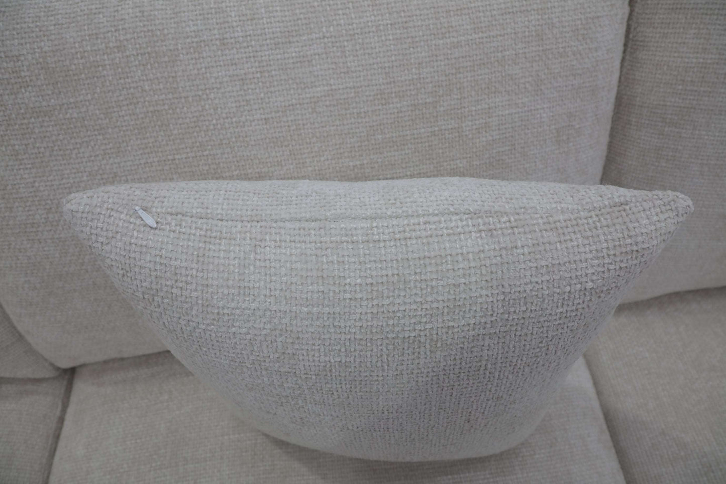 Layla - 5 seater modular with t-cushions including 2 scatter cushions & angled arms upholstered - Colour : Pearl